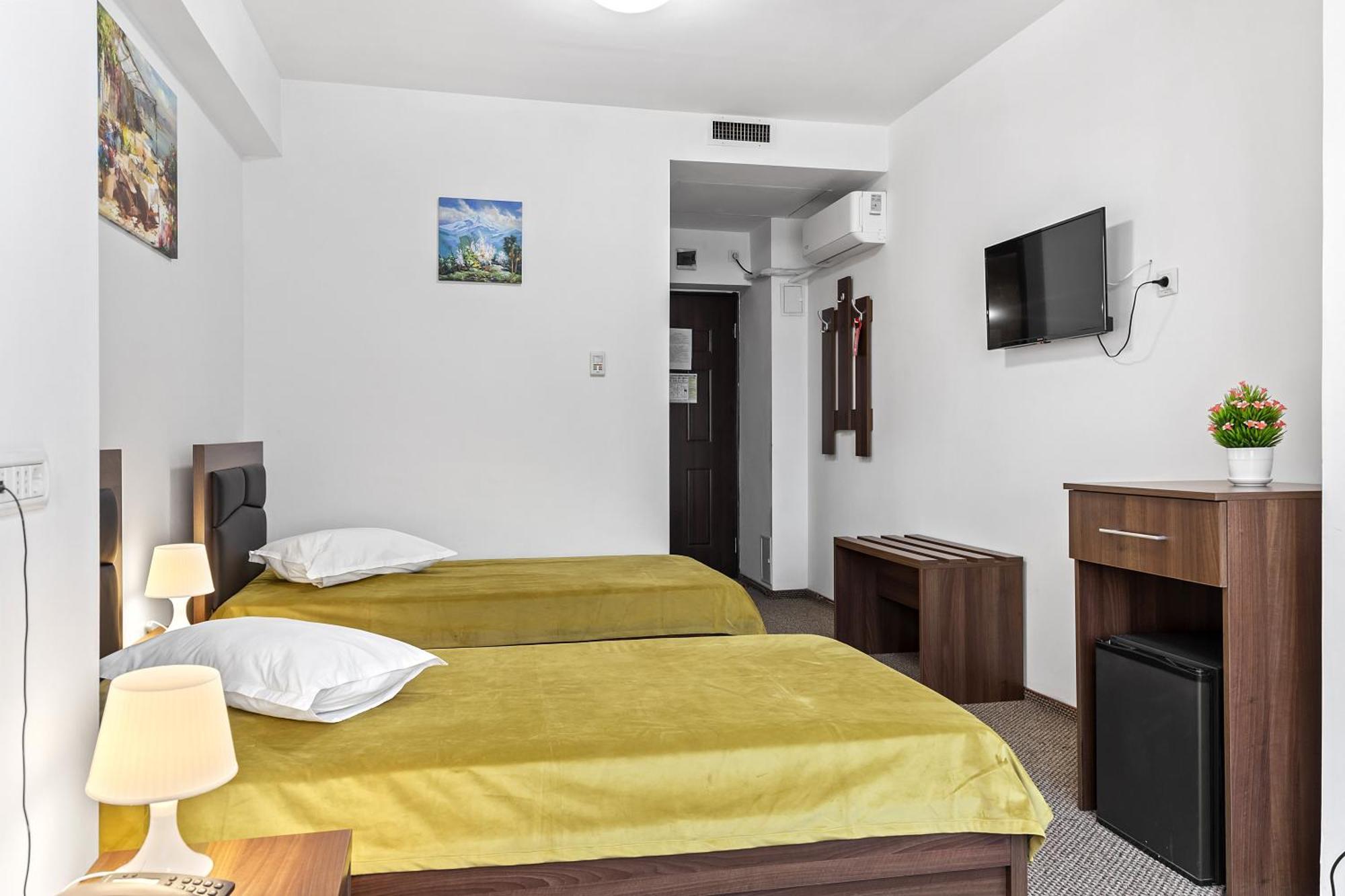 Lina Hotel ブカレスト エクステリア 写真