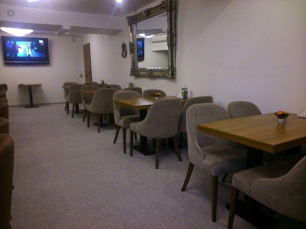 Lina Hotel ブカレスト エクステリア 写真
